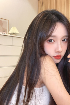 硕大粗长撑裂了小龙女